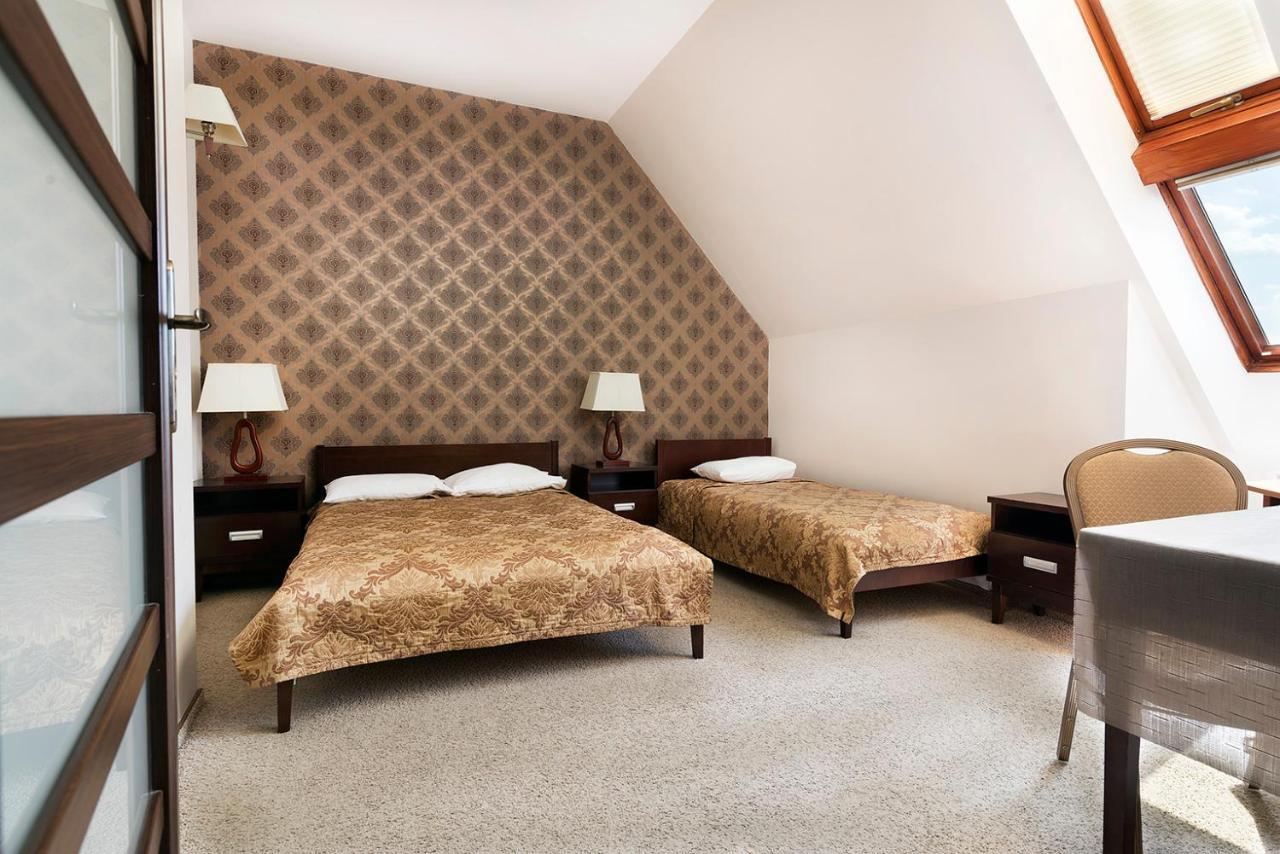 Hotel Pod Kasztanami Lublin Eksteriør billede