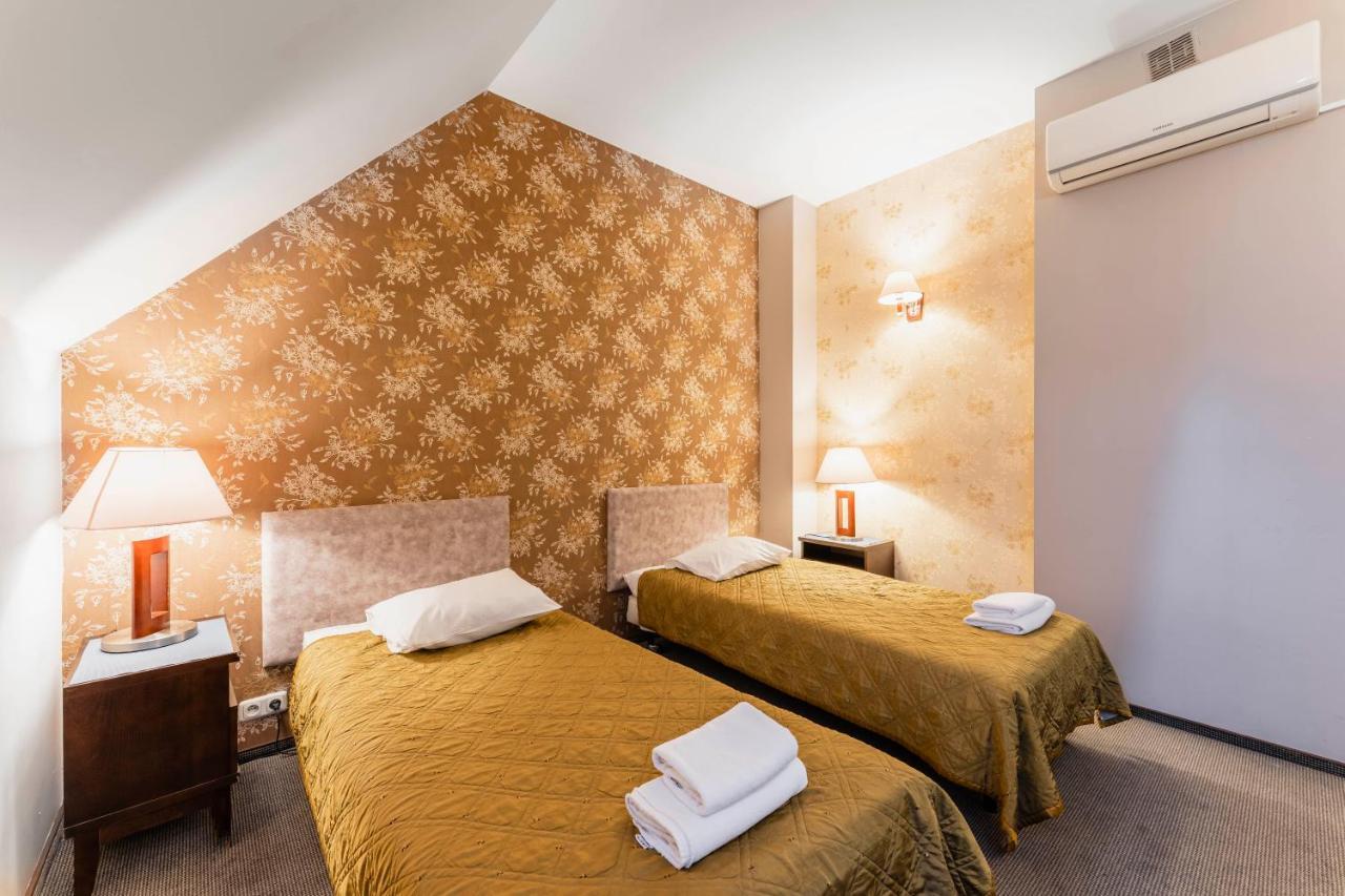 Hotel Pod Kasztanami Lublin Eksteriør billede