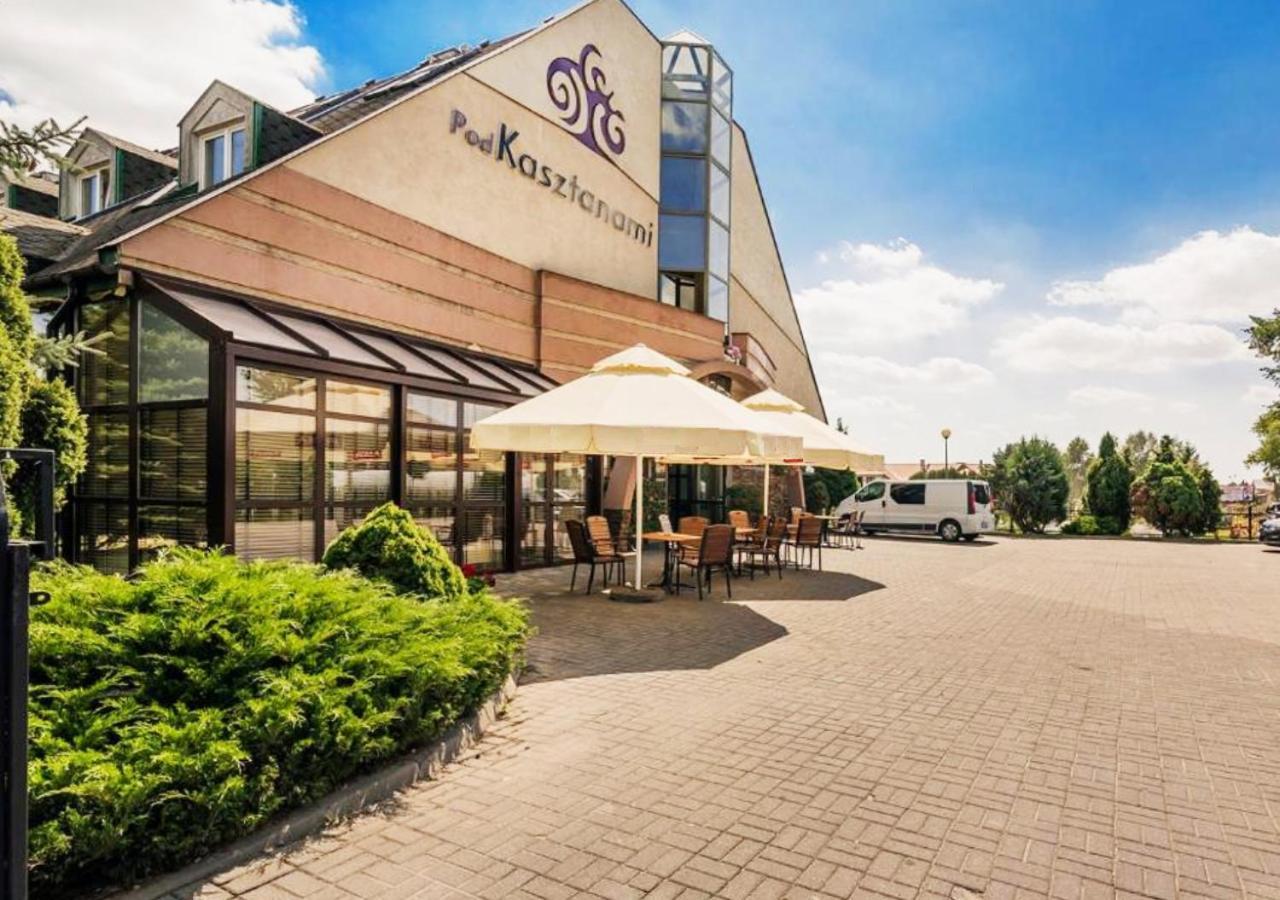 Hotel Pod Kasztanami Lublin Eksteriør billede