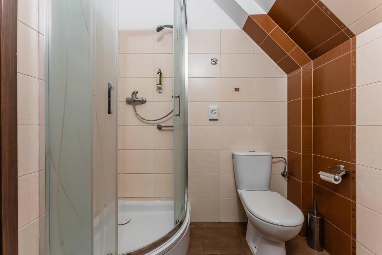 Hotel Pod Kasztanami Lublin Eksteriør billede