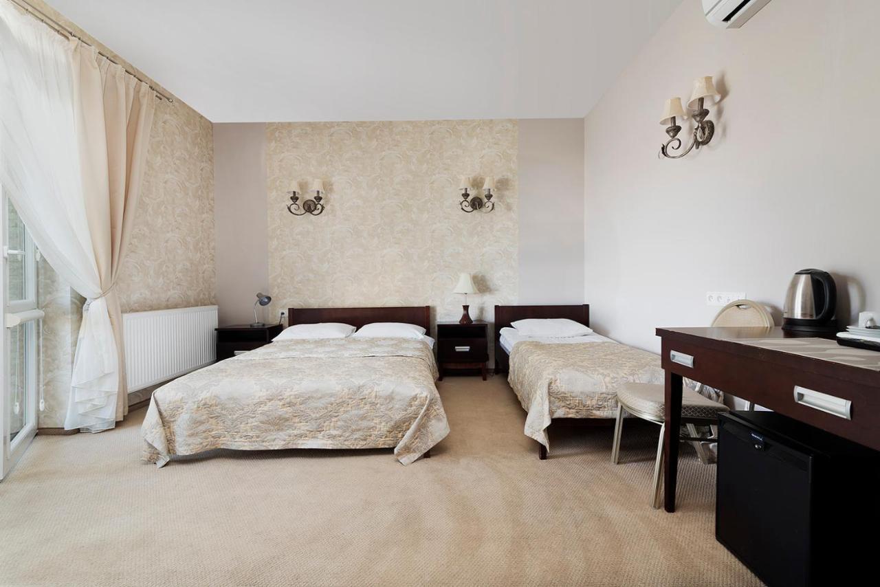 Hotel Pod Kasztanami Lublin Eksteriør billede